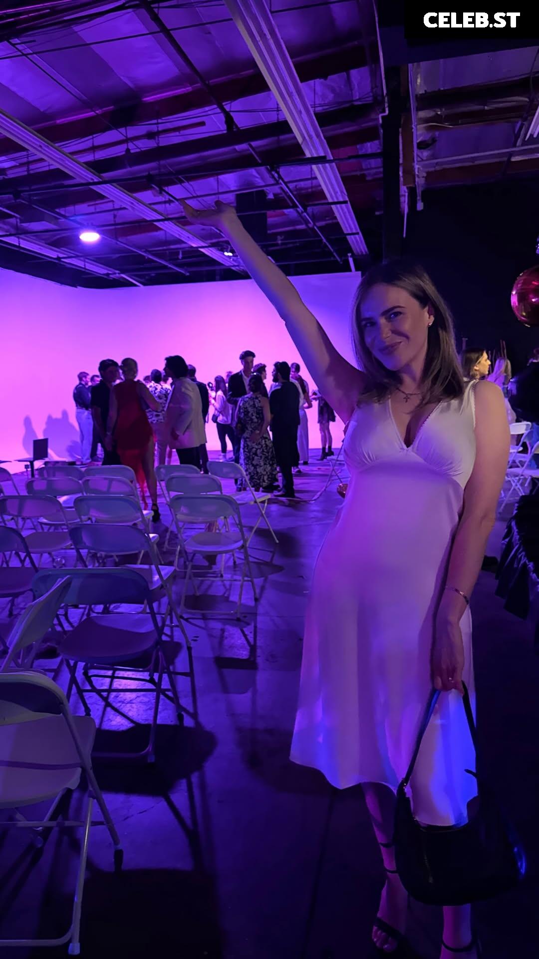 Nicolle Radzivil Image 10669921