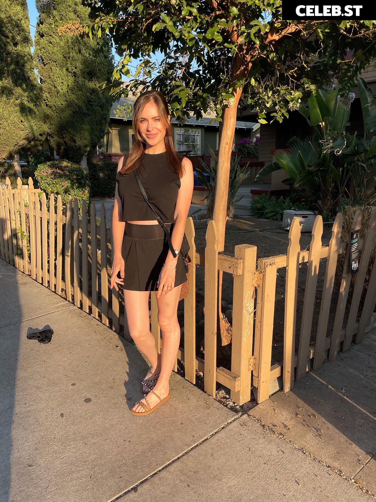 Nicolle Radzivil Image 10669917