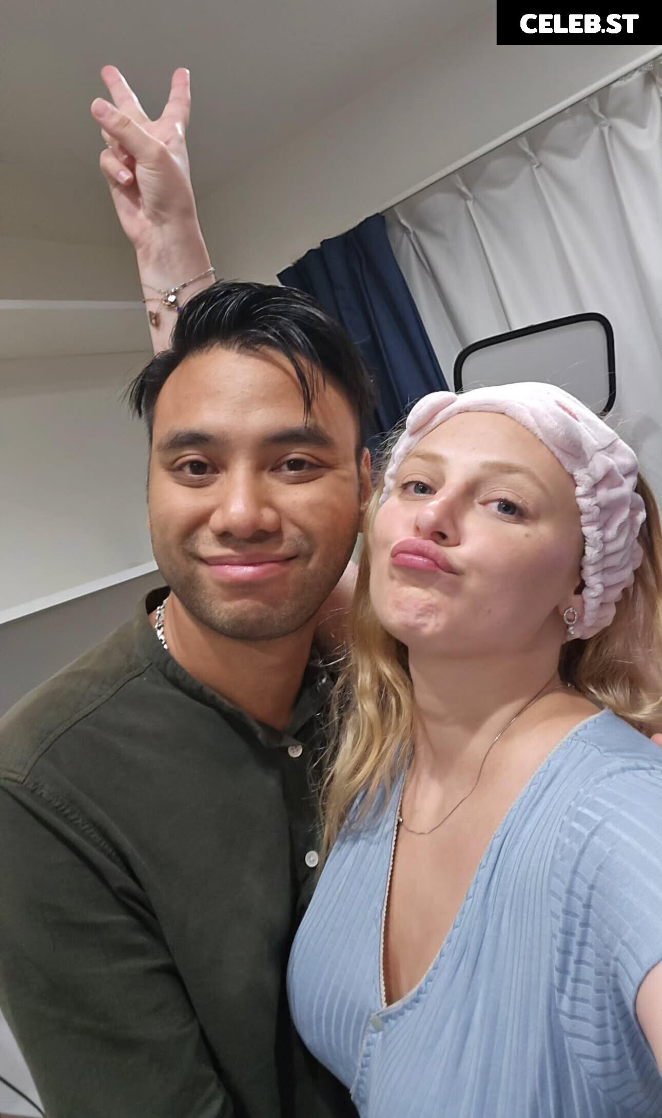 Sydney Poniewaz (Sydsnap) Image 10678023