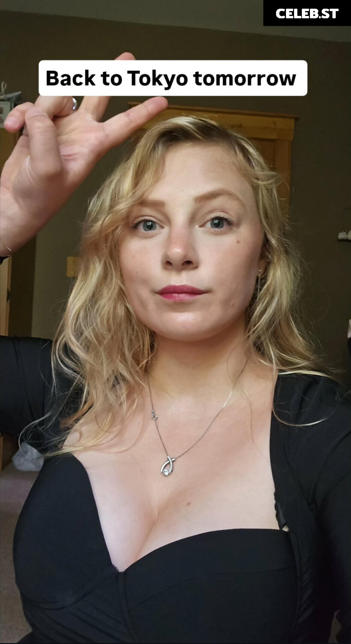 Sydney Poniewaz (Sydsnap) Image 10678021