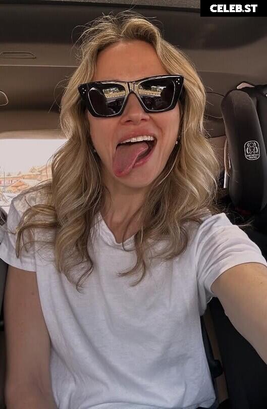 Shantel VanSanten Image 10675033