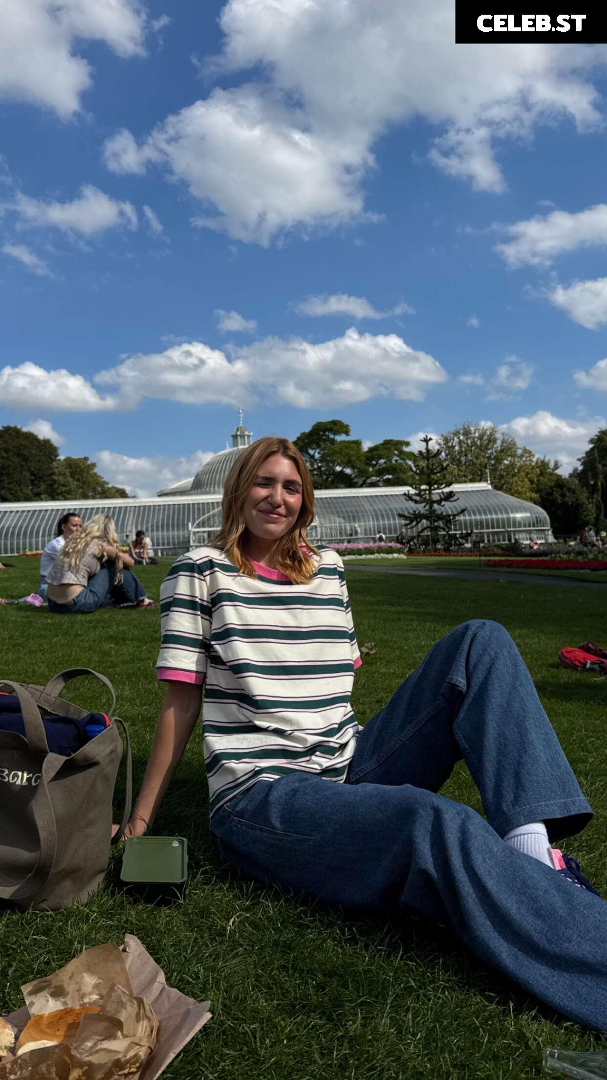 Sophie Nélisse Image 10675064