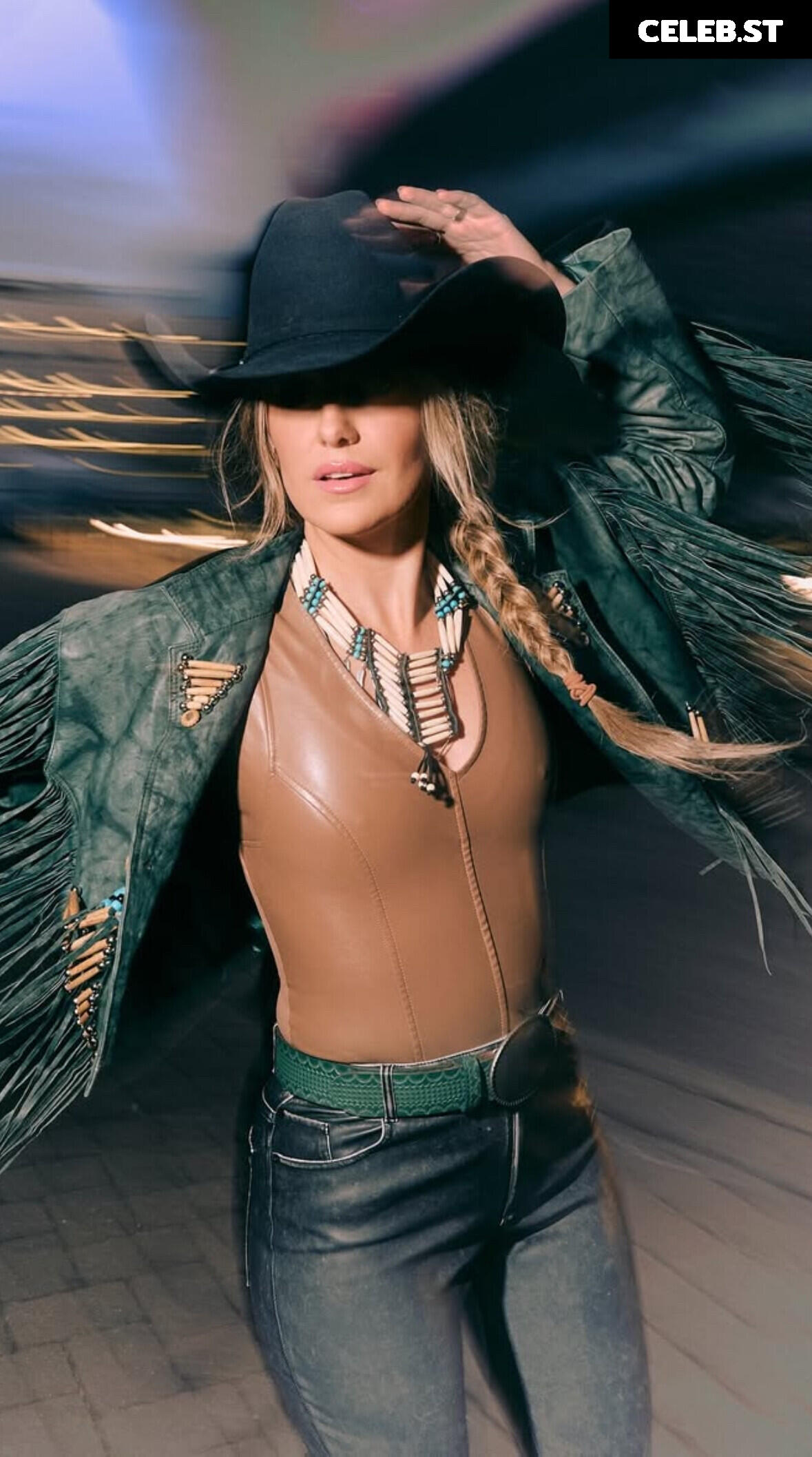 Lainey Wilson Image 10675348