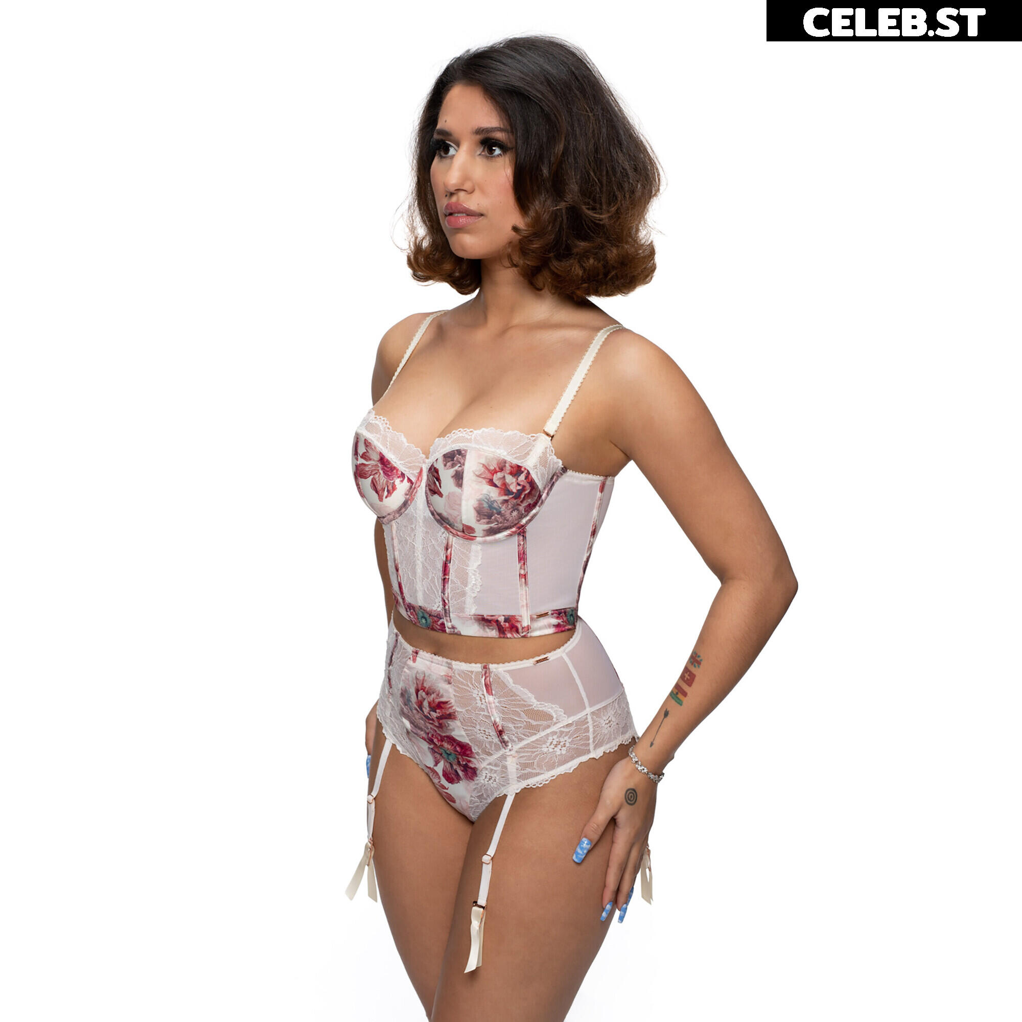Raye Image 10675223