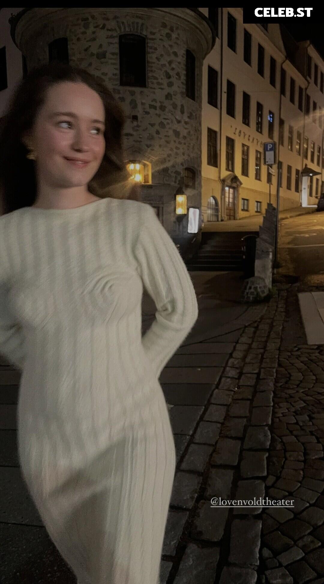 Sigrid/Sigrid Solbakk Raabe Image 10677485