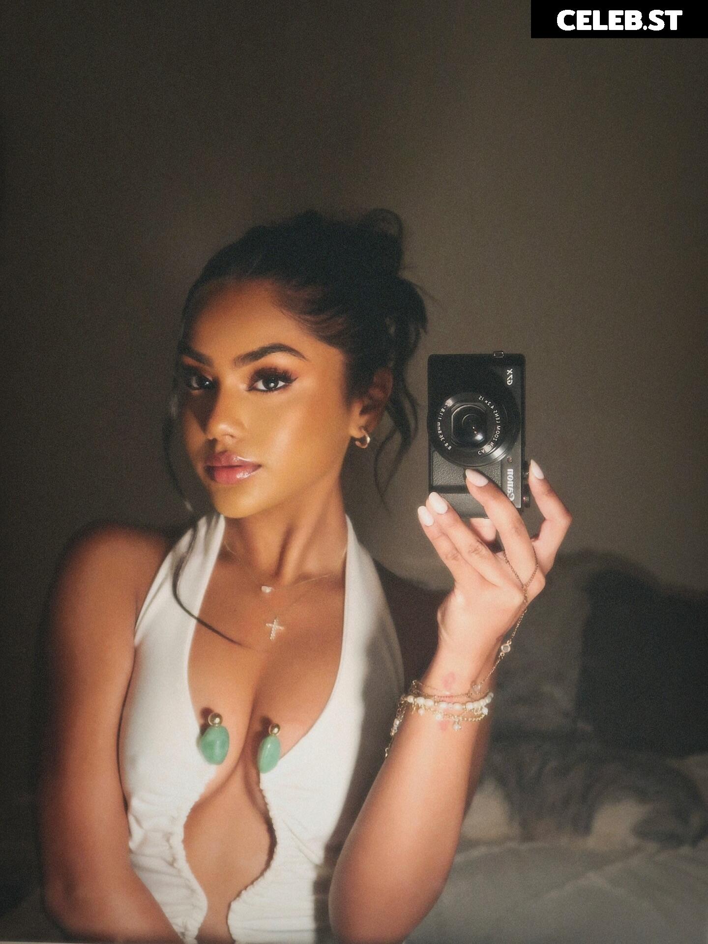 Shaniya Nisha | @shaniya_nisha Image 10677672