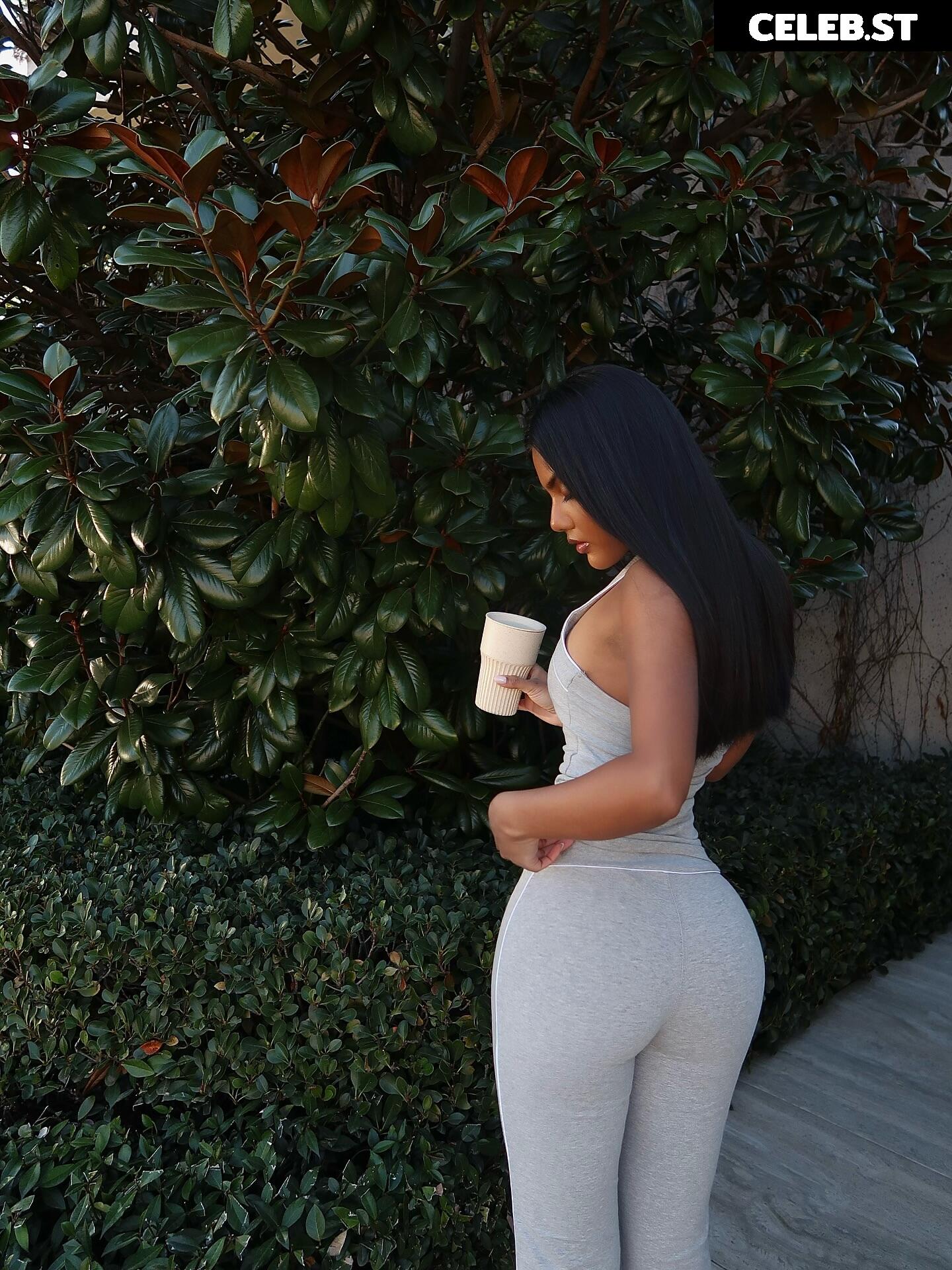 Shaniya Nisha | @shaniya_nisha Image 10677671