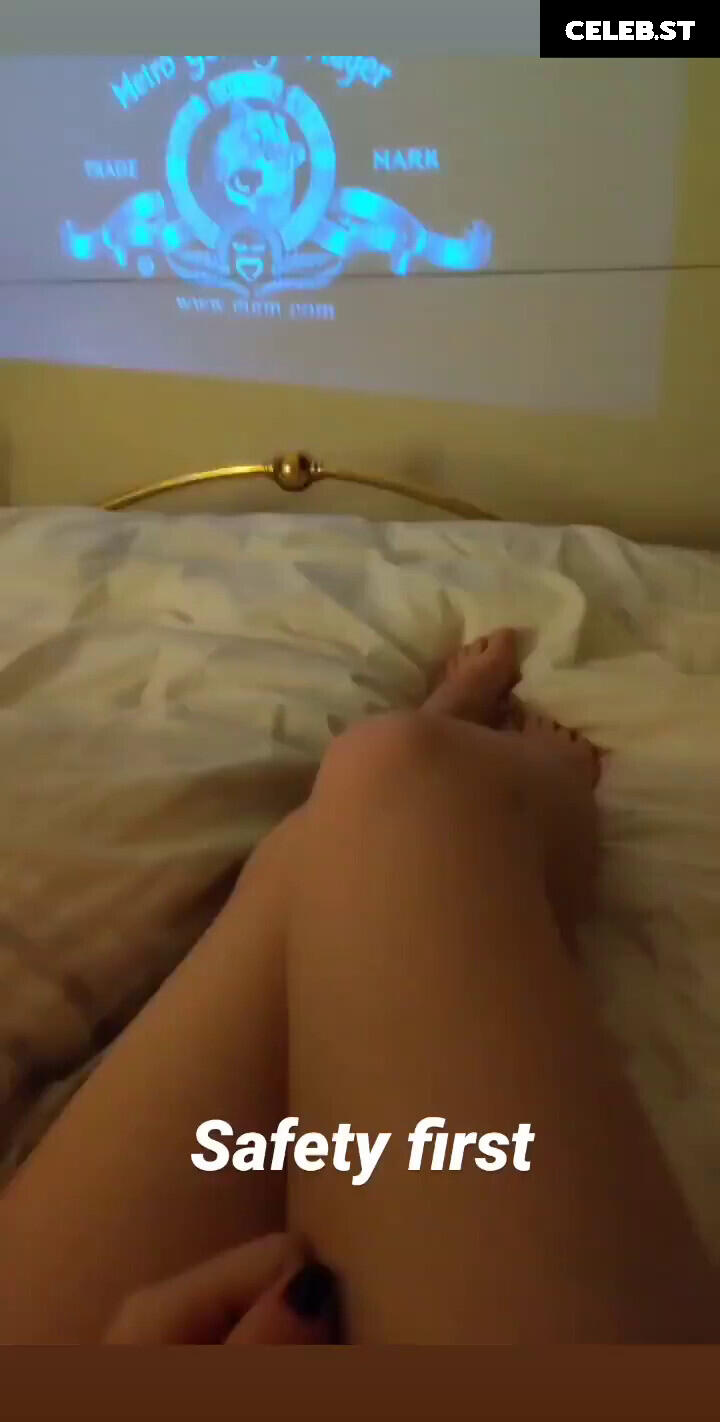 Charlie Danger / Les Revues du Monde Image 10676555