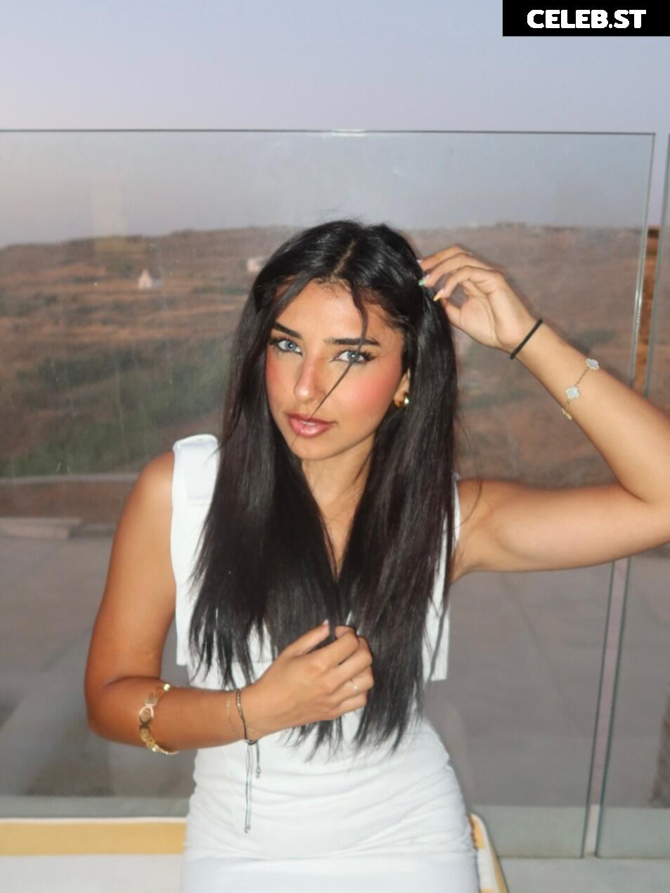 gal akbari / gal.cal / q.gal Image 10671370