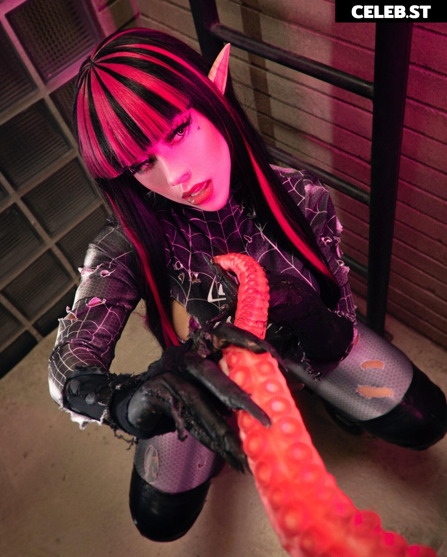 Cristalhill__ / PINKY PUSSYY Image 10648534