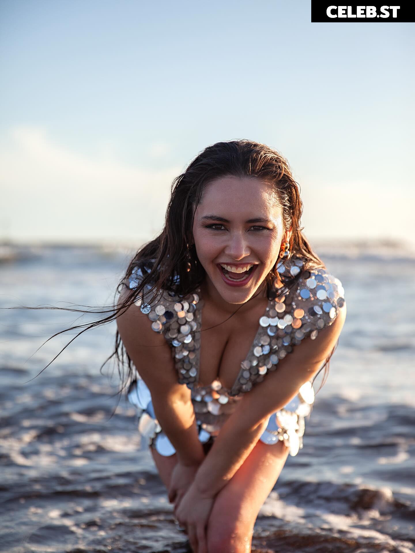 Christina Chong Image 10618500