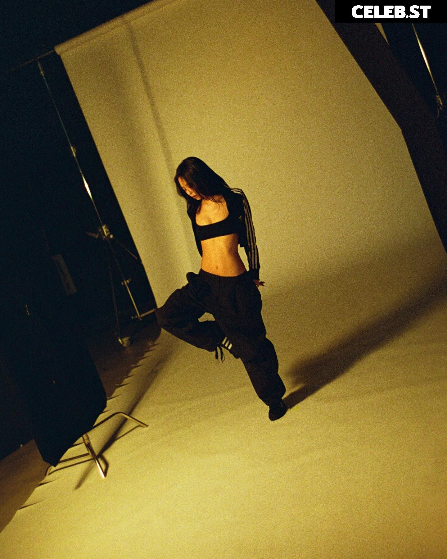 Jennie | BLΛƆKPIИK (Blackpink) Image 10617066