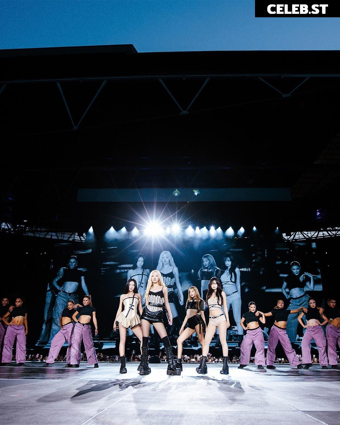 Lisa | BLΛƆKPIИK (Blackpink) Image 10617233