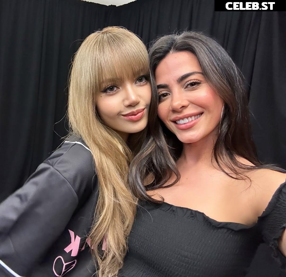 Lisa | BLΛƆKPIИK (Blackpink) Image 10617237