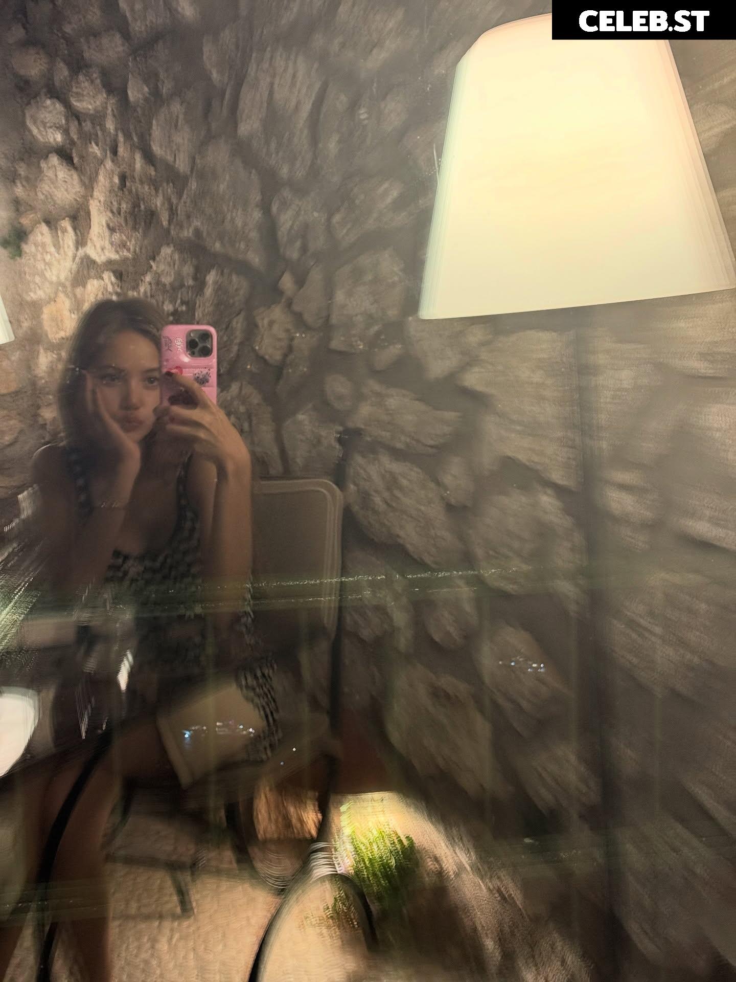 Lisa | BLΛƆKPIИK (Blackpink) Image 10617261