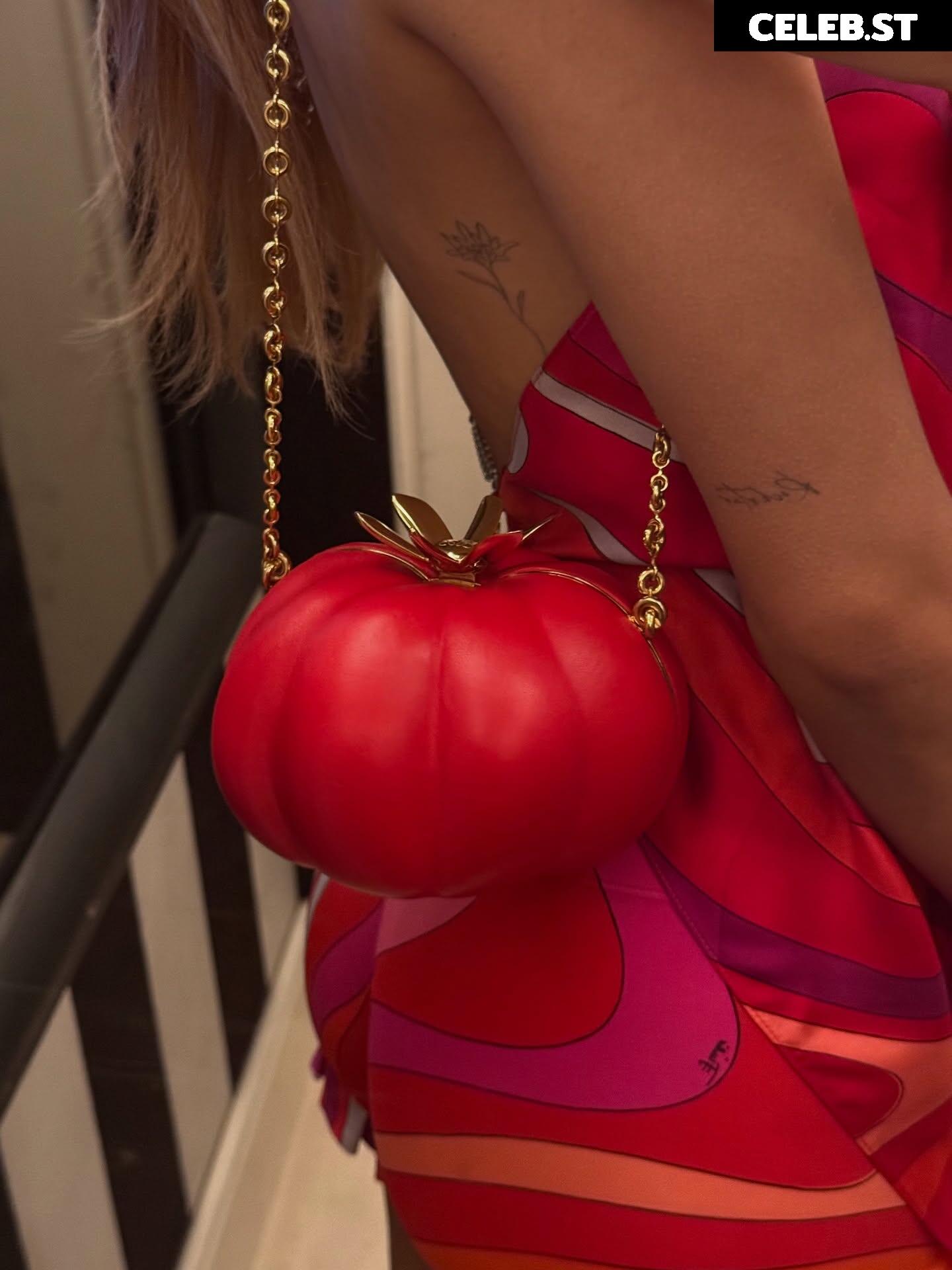 Lisa | BLΛƆKPIИK (Blackpink) Image 10617253