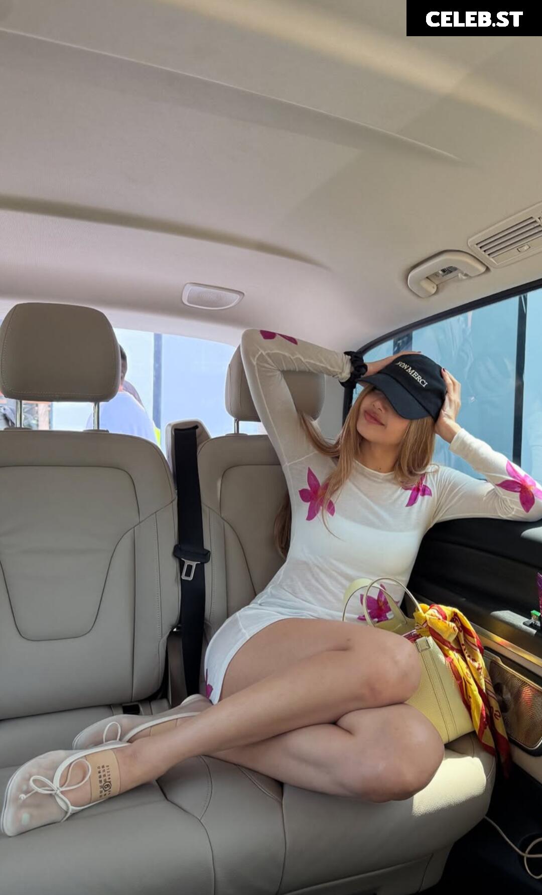 Lisa | BLΛƆKPIИK (Blackpink) Image 10617247