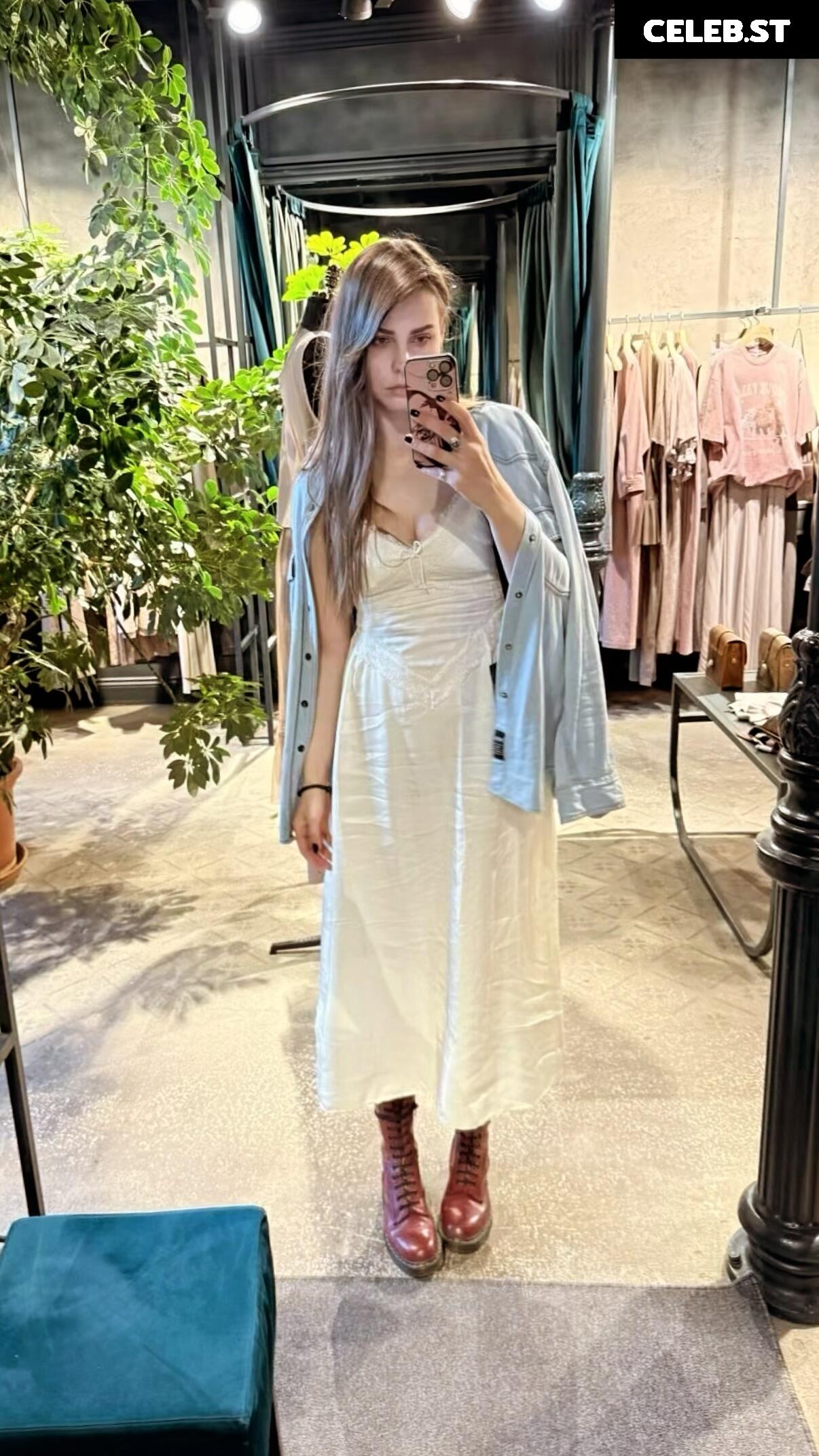 Alina Rin Image 10616596