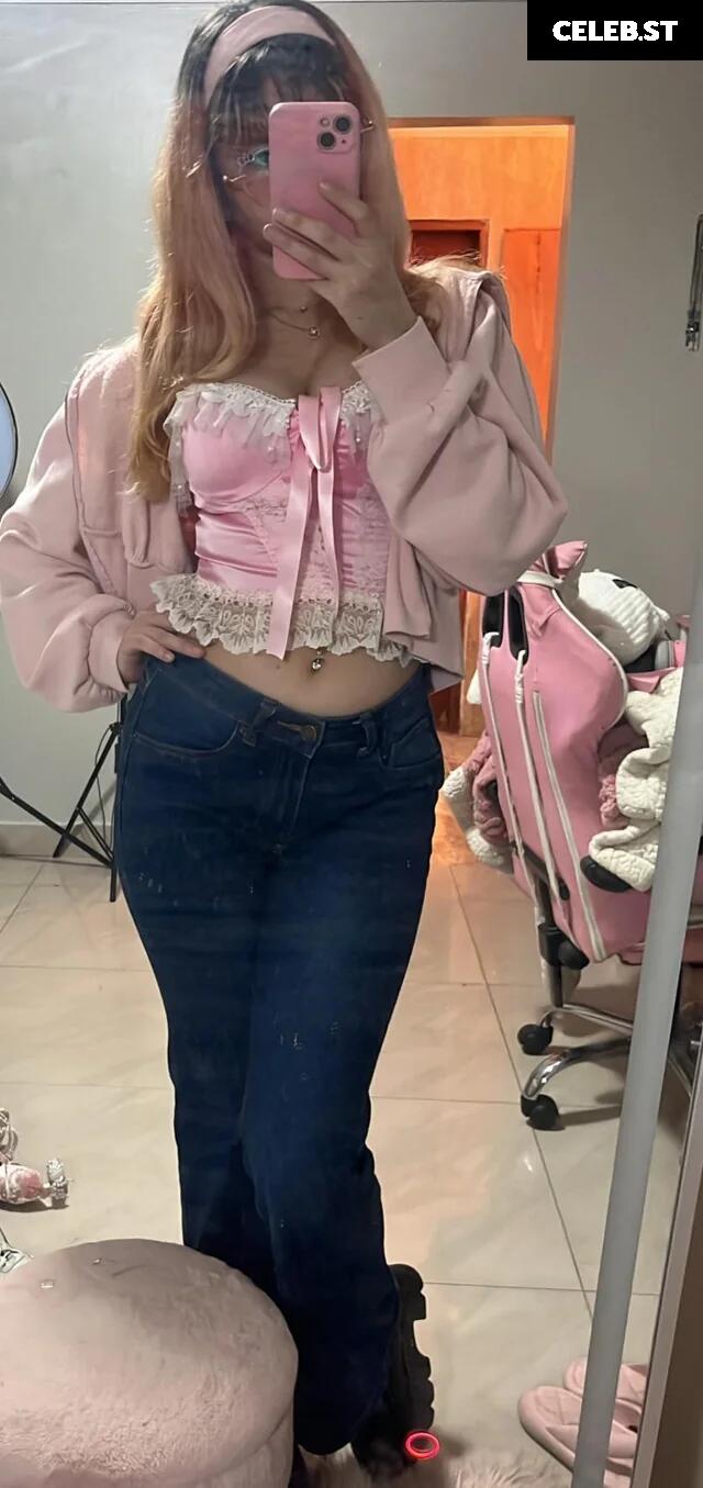 Lilcutiecherie/angelicwaifu_ Image 10611253