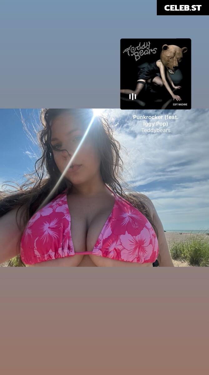 Matteiie Cosplays Image 10610963