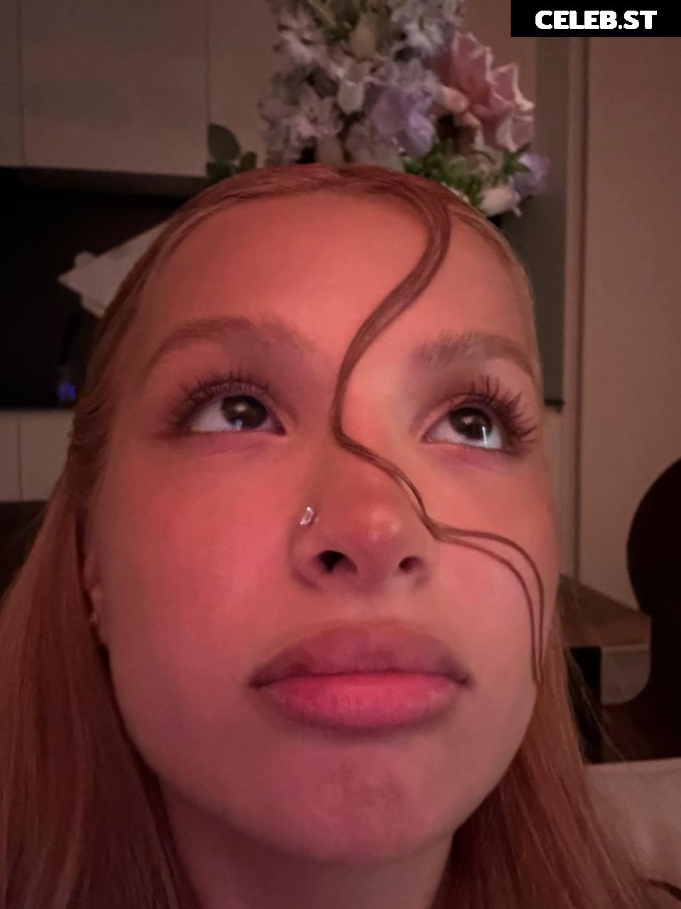 tenderlybae Image 10613487