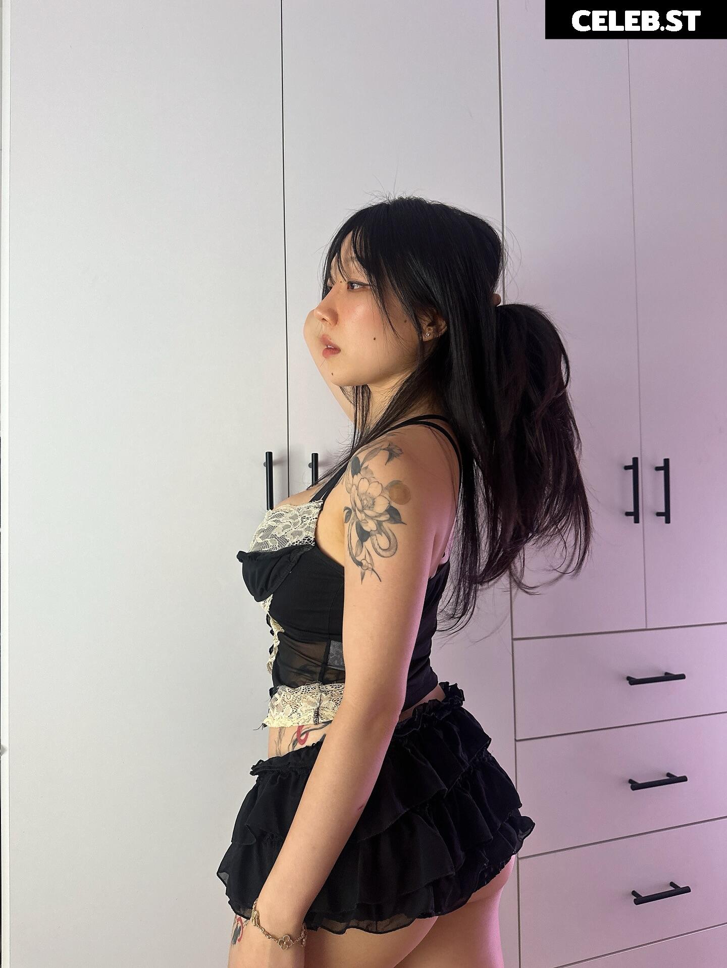 Leesherwhy Image 10612194