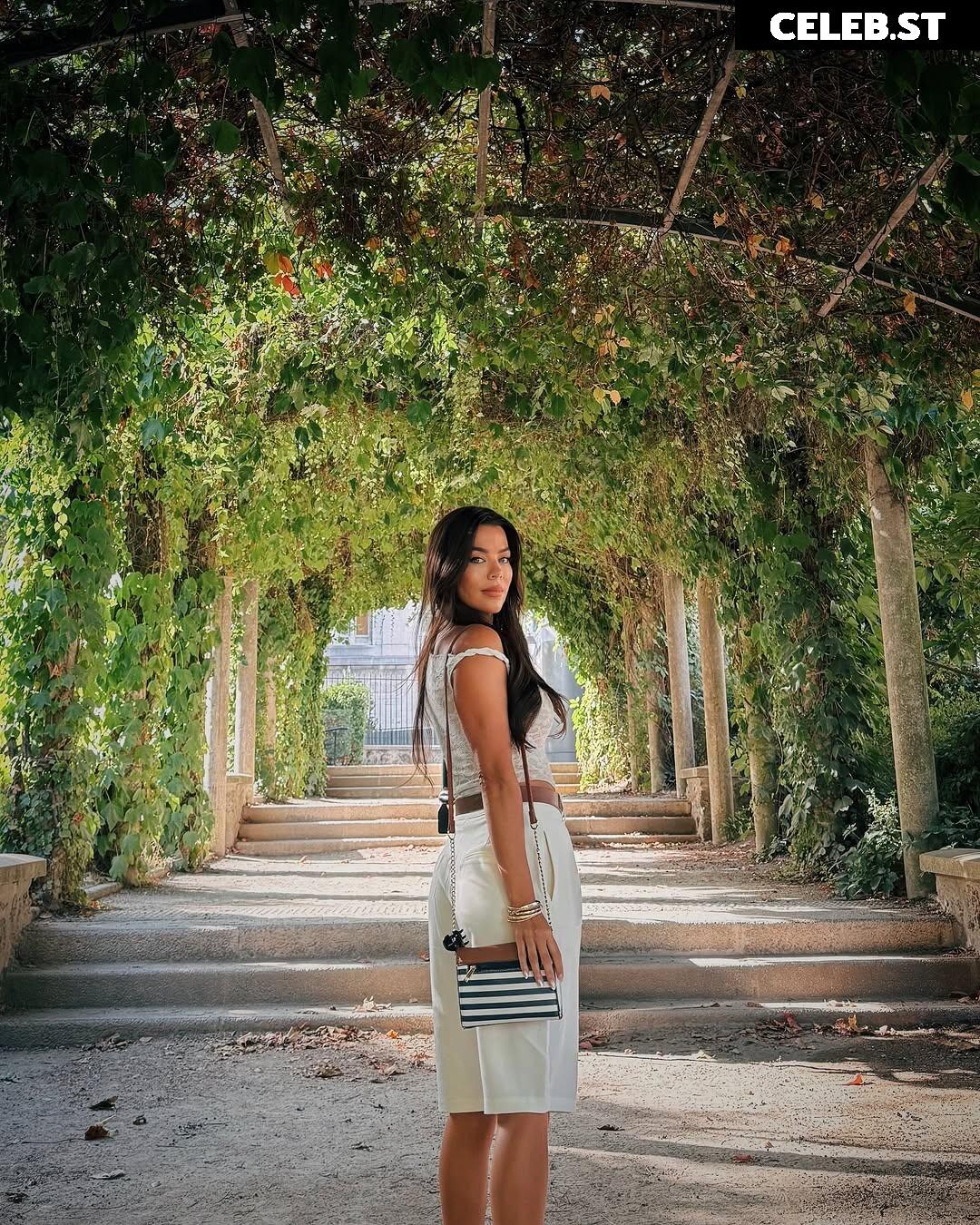 Jackie Redmond Image 10619738