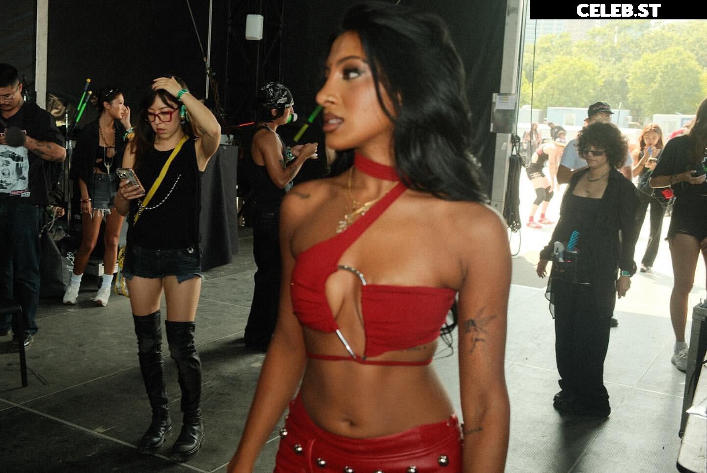 LARA RAJ / lararajj (member of KATSEYE) Image 10624036