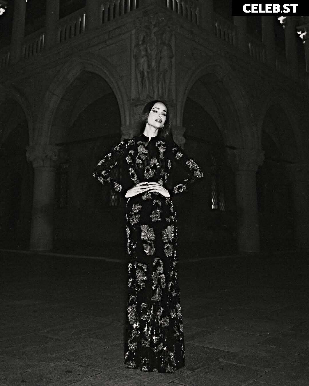 Sofia Carson Image 10624263