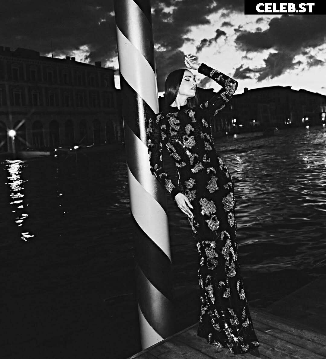 Sofia Carson Image 10624261