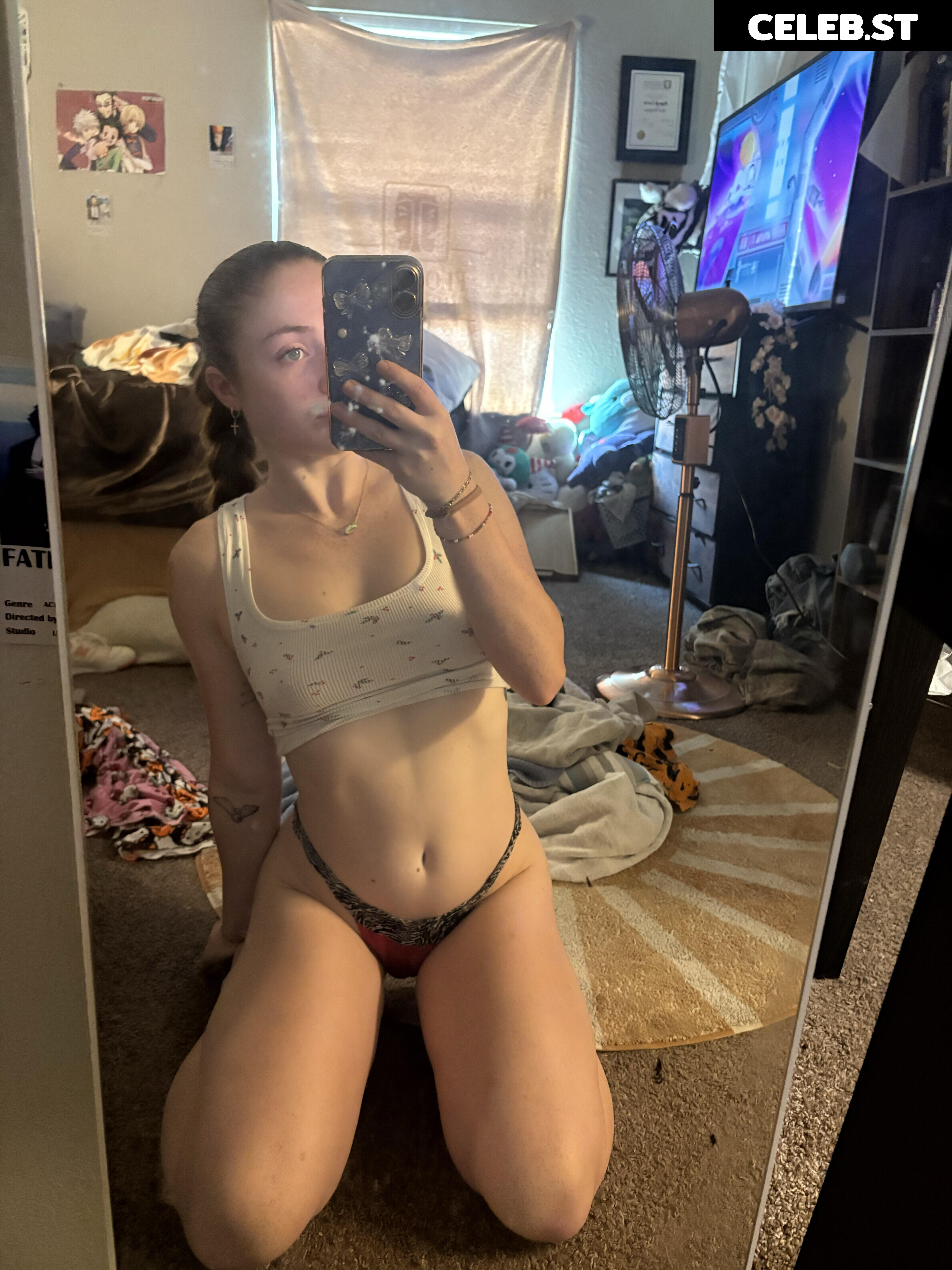 Thqtty/Thqttie/Thqcc Image 10627098