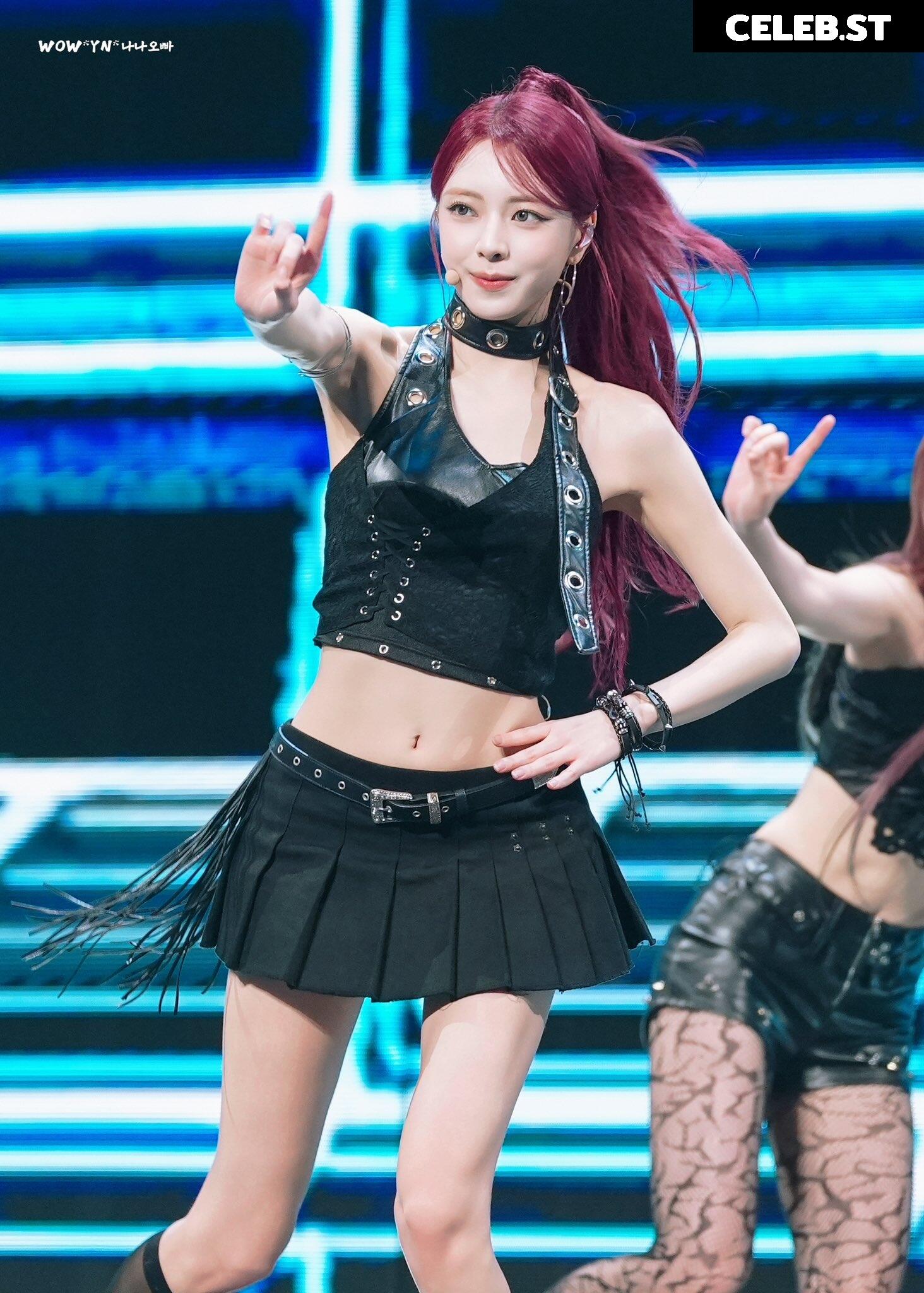 Yuna - ITZY (유나, Shin Yu Na) Image 10621320