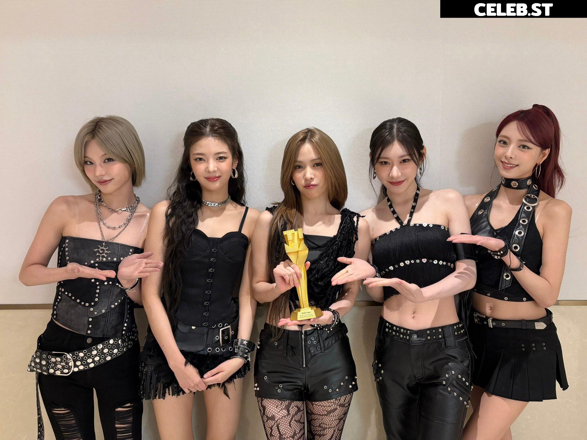 Yuna - ITZY (유나, Shin Yu Na) Image 10621326