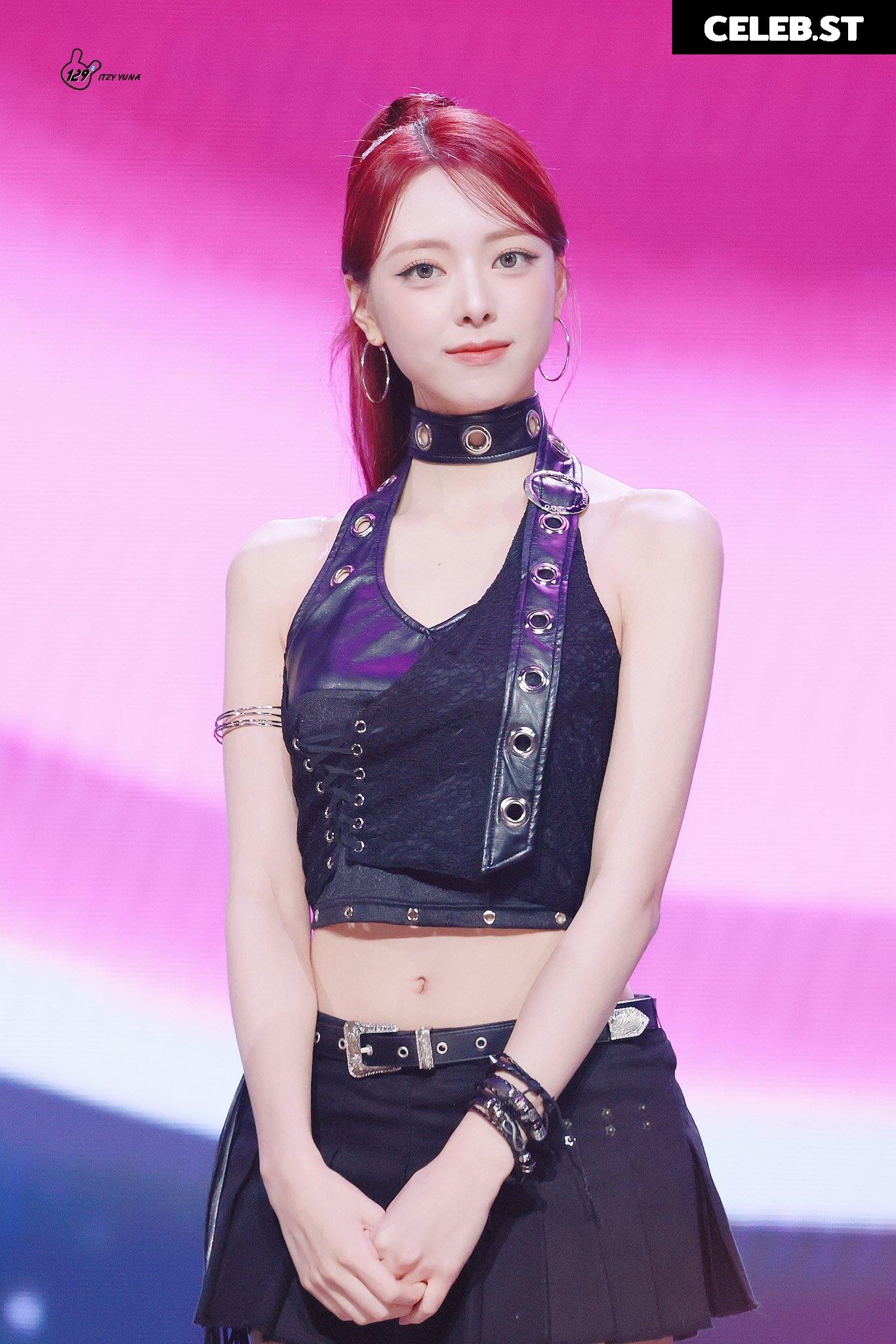 Yuna - ITZY (유나, Shin Yu Na) Image 10621324