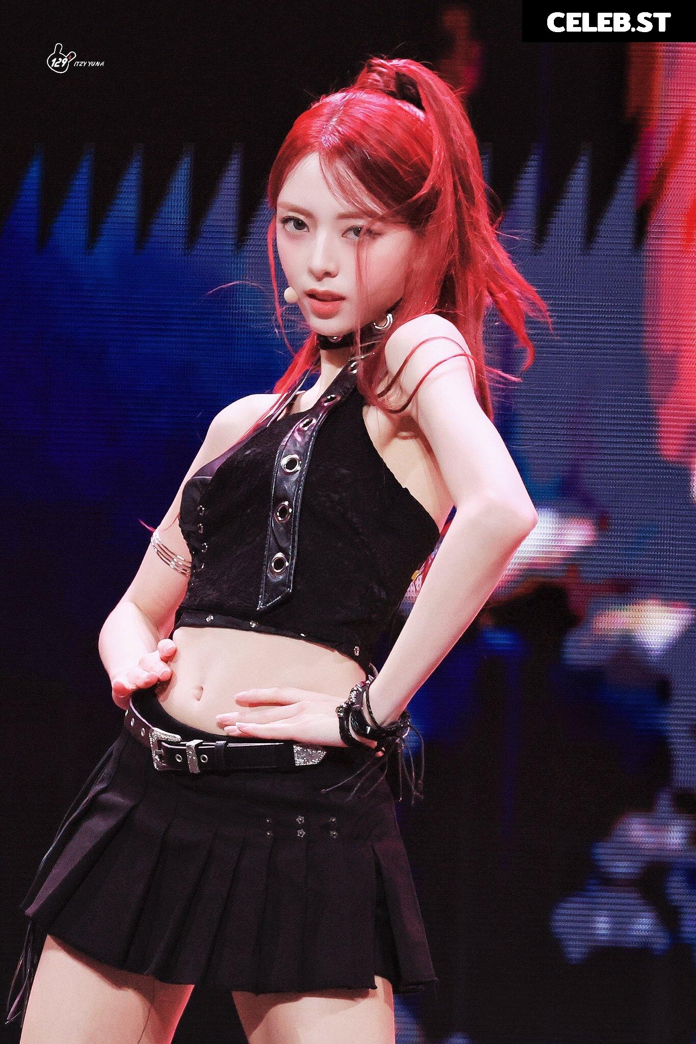 Yuna - ITZY (유나, Shin Yu Na) Image 10621314