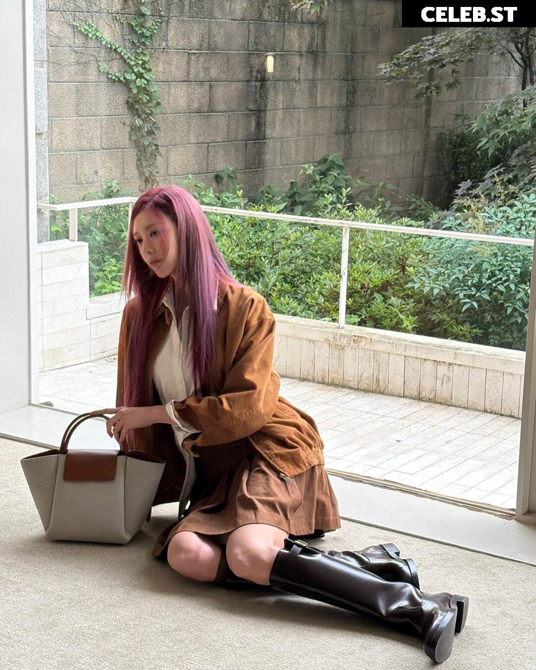 Yuna - ITZY (유나, Shin Yu Na) Image 10621352