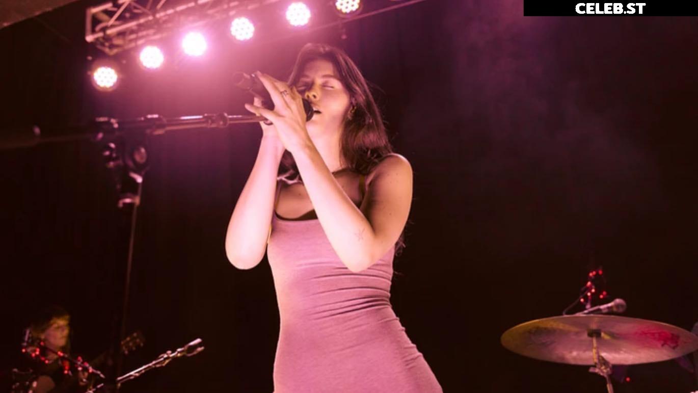 Gracie Abrams Image 10620880