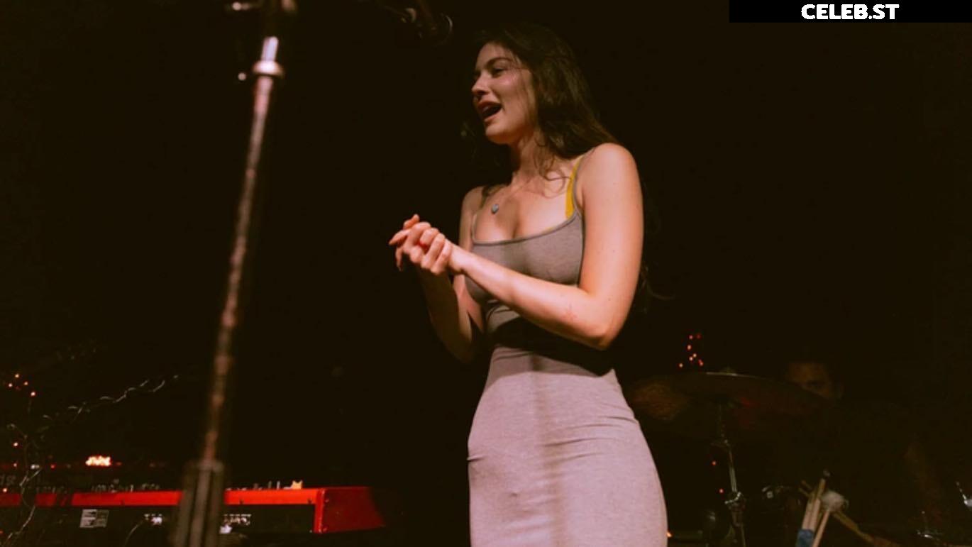 Gracie Abrams Image 10620860