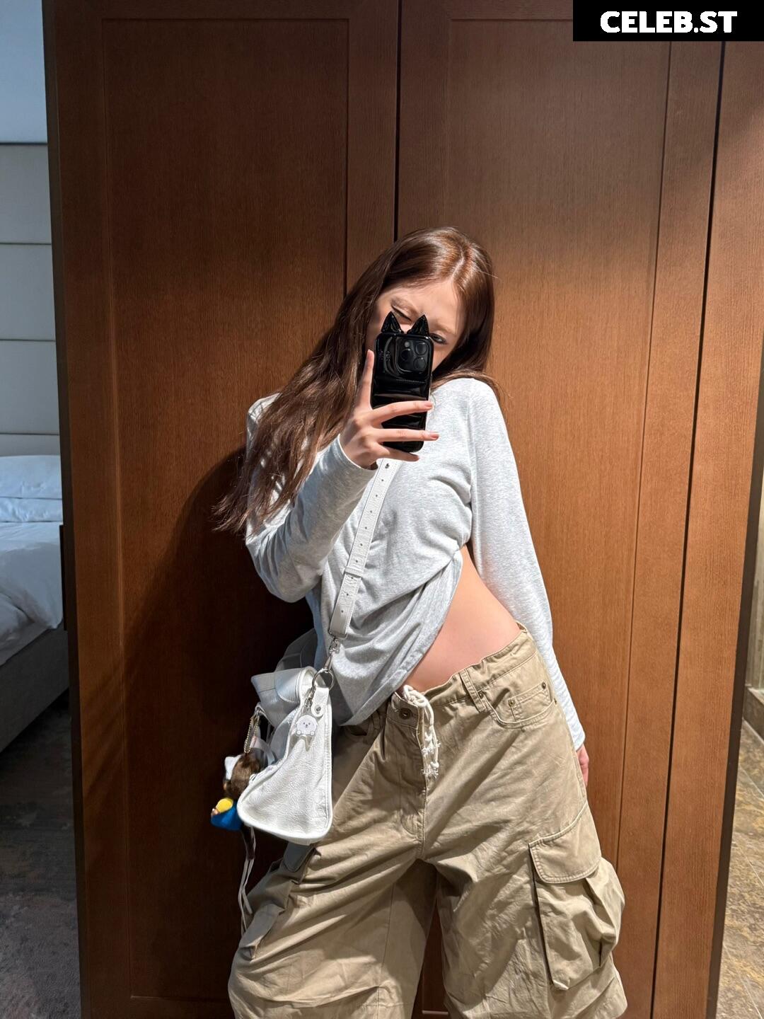 An Yujin 안유진 | (An) IVE Image 10620727