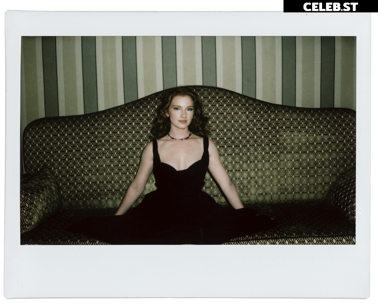 Annalise Basso Image 10620762