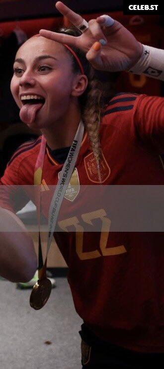 Female football/soccer players Image 10620644