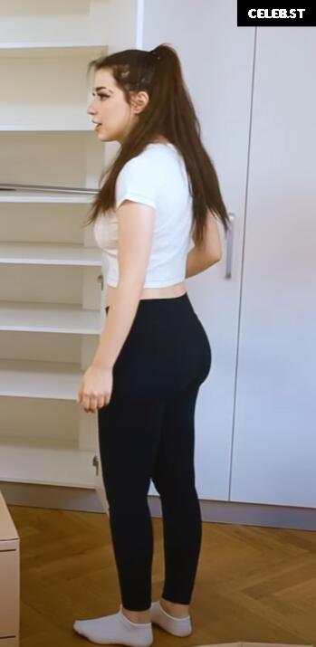 AnniTheDuck Image 1062019