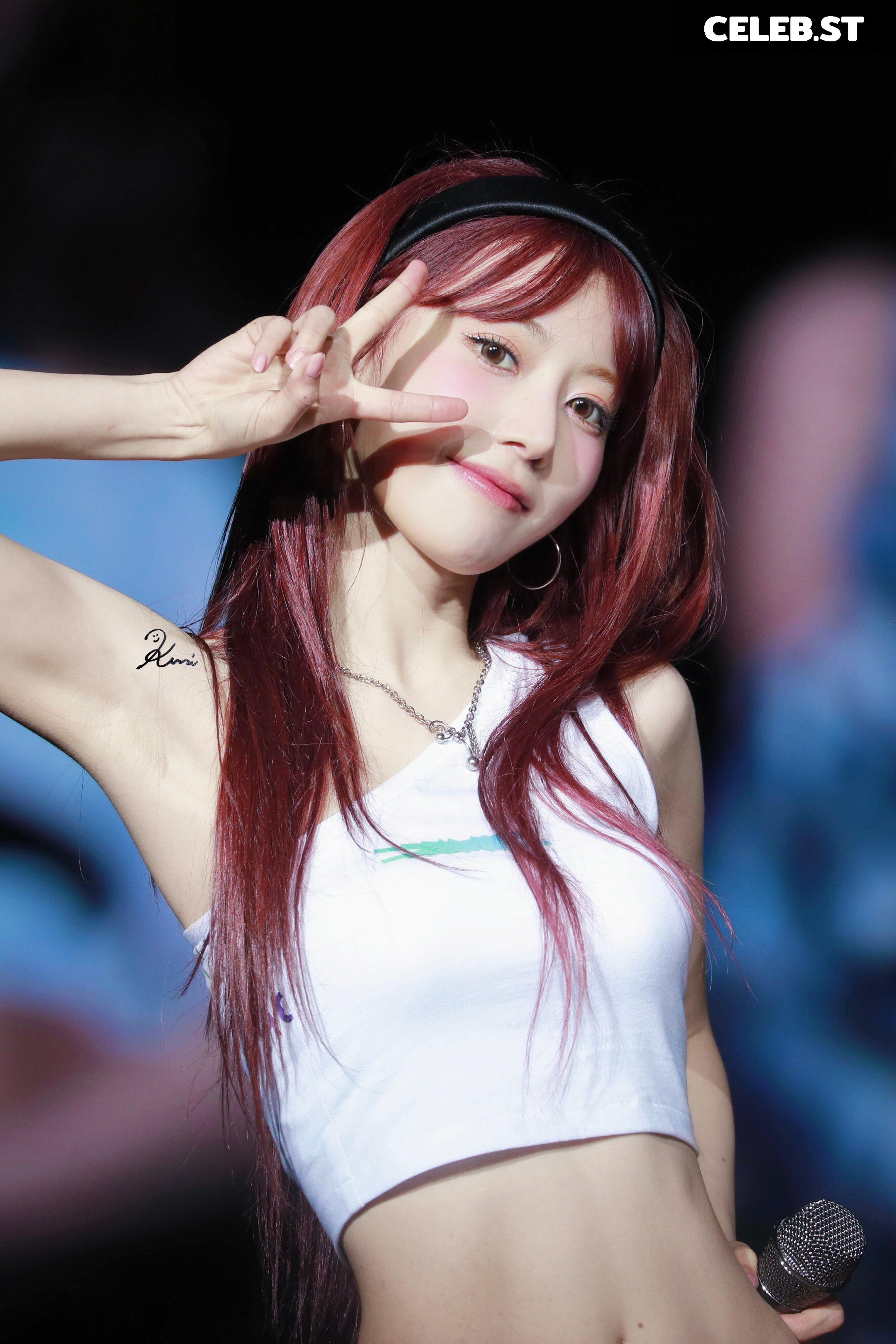 Sakura Miyawaki 宮脇 咲良 | LESSERAFIM Image 10620026