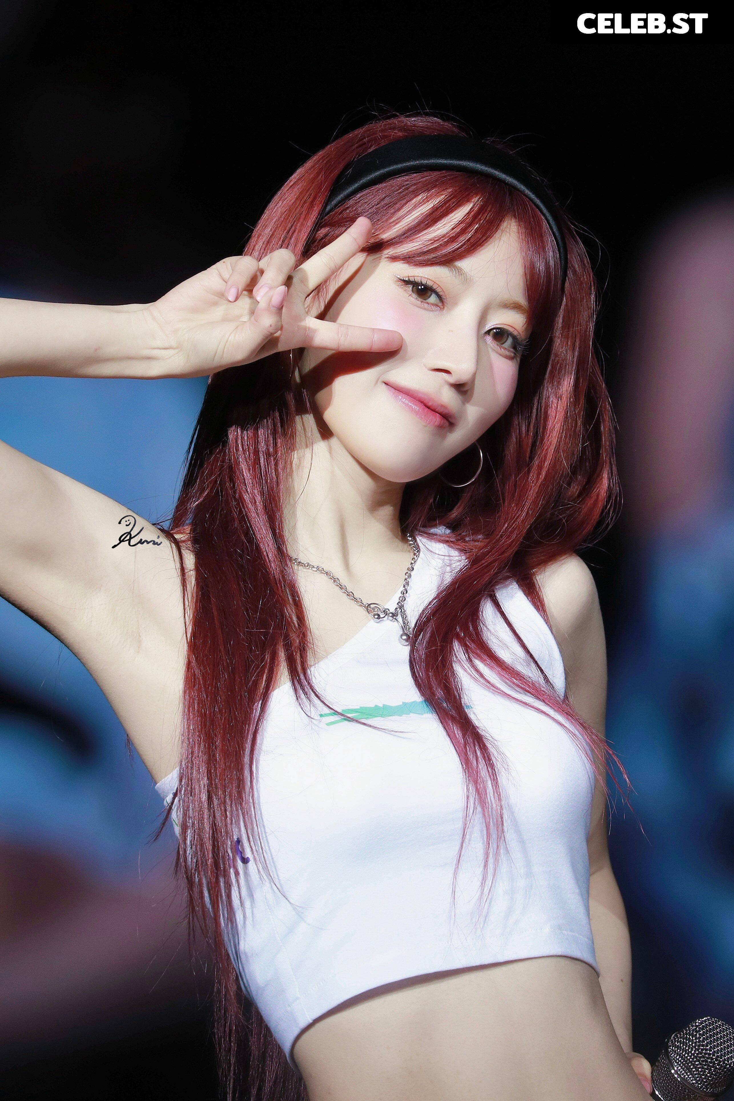 Sakura Miyawaki 宮脇 咲良 | LESSERAFIM Image 10620028