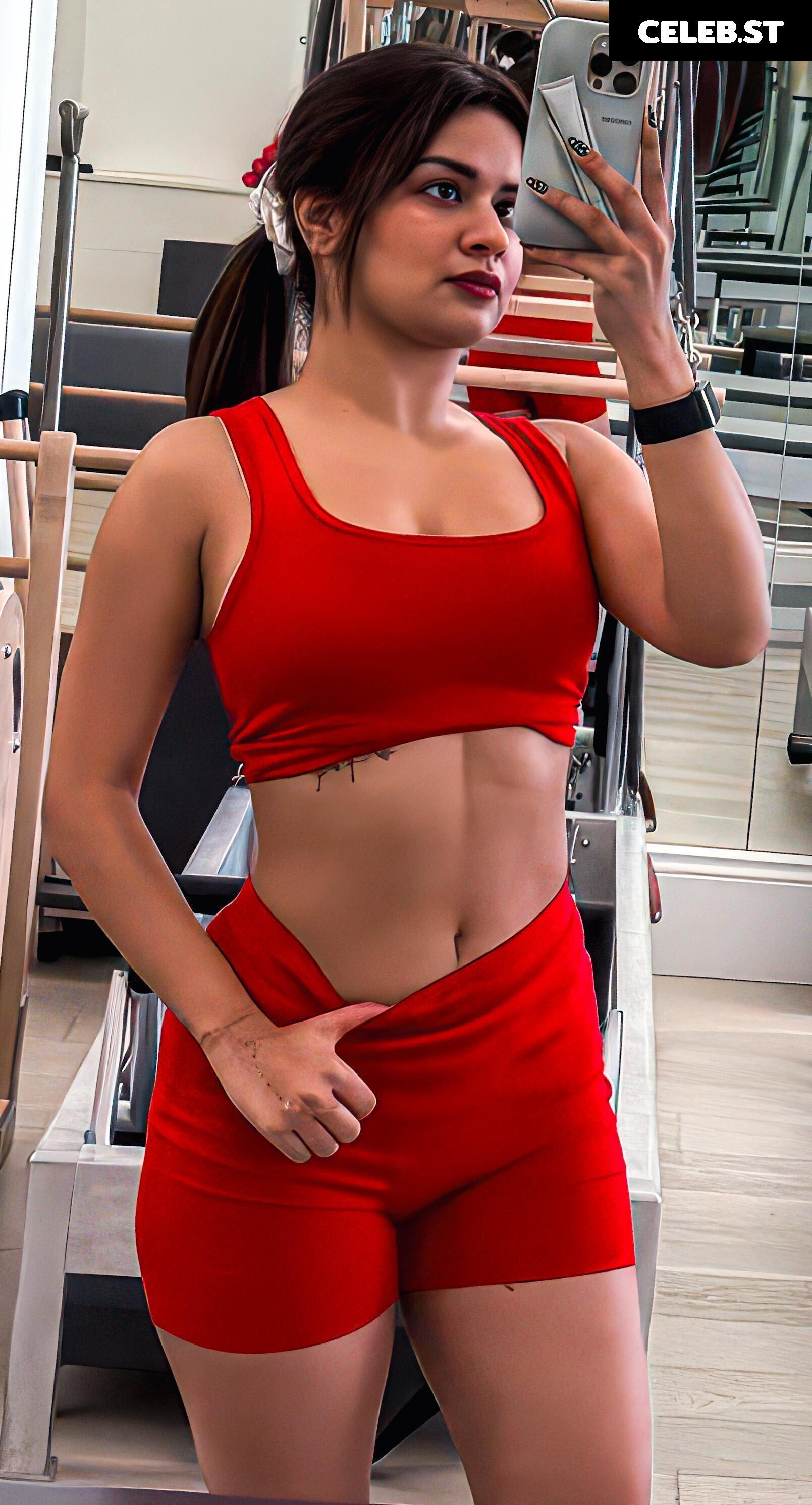 Avneet Kaur Image 10620330