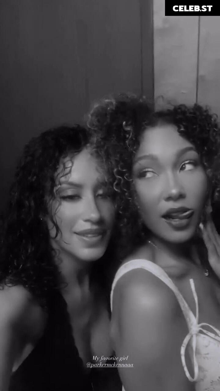 Parker McKenna Posey Image 10623908