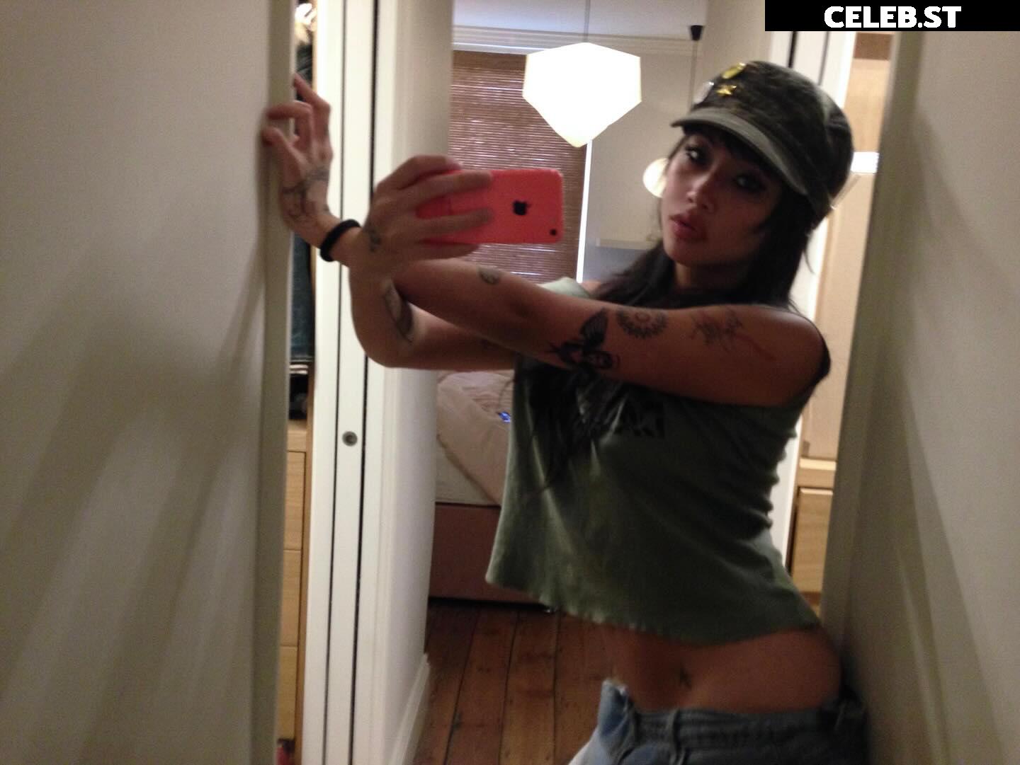 beabadoobee radvxz Image 10623833