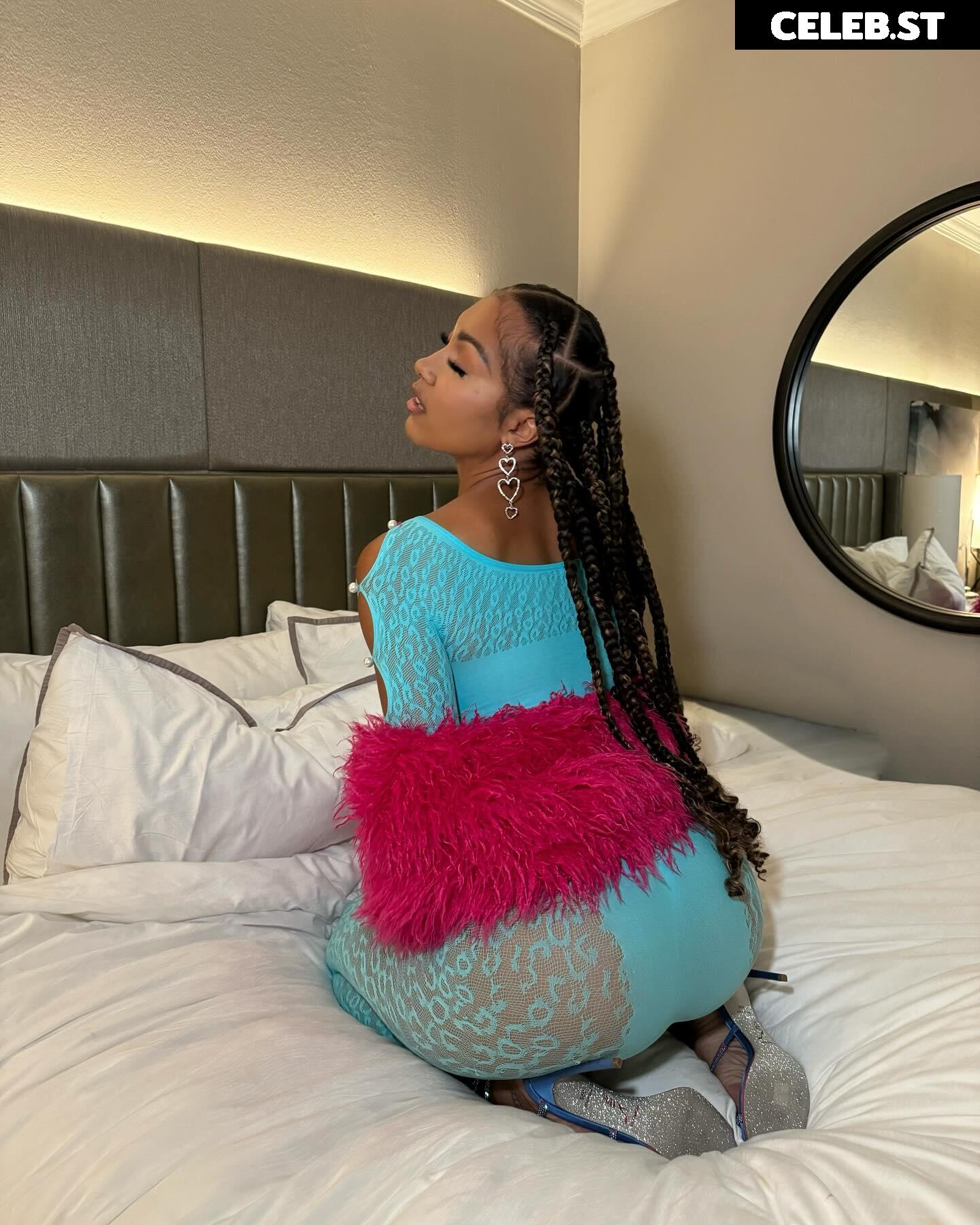 Parker McKenna Posey Image 10623871