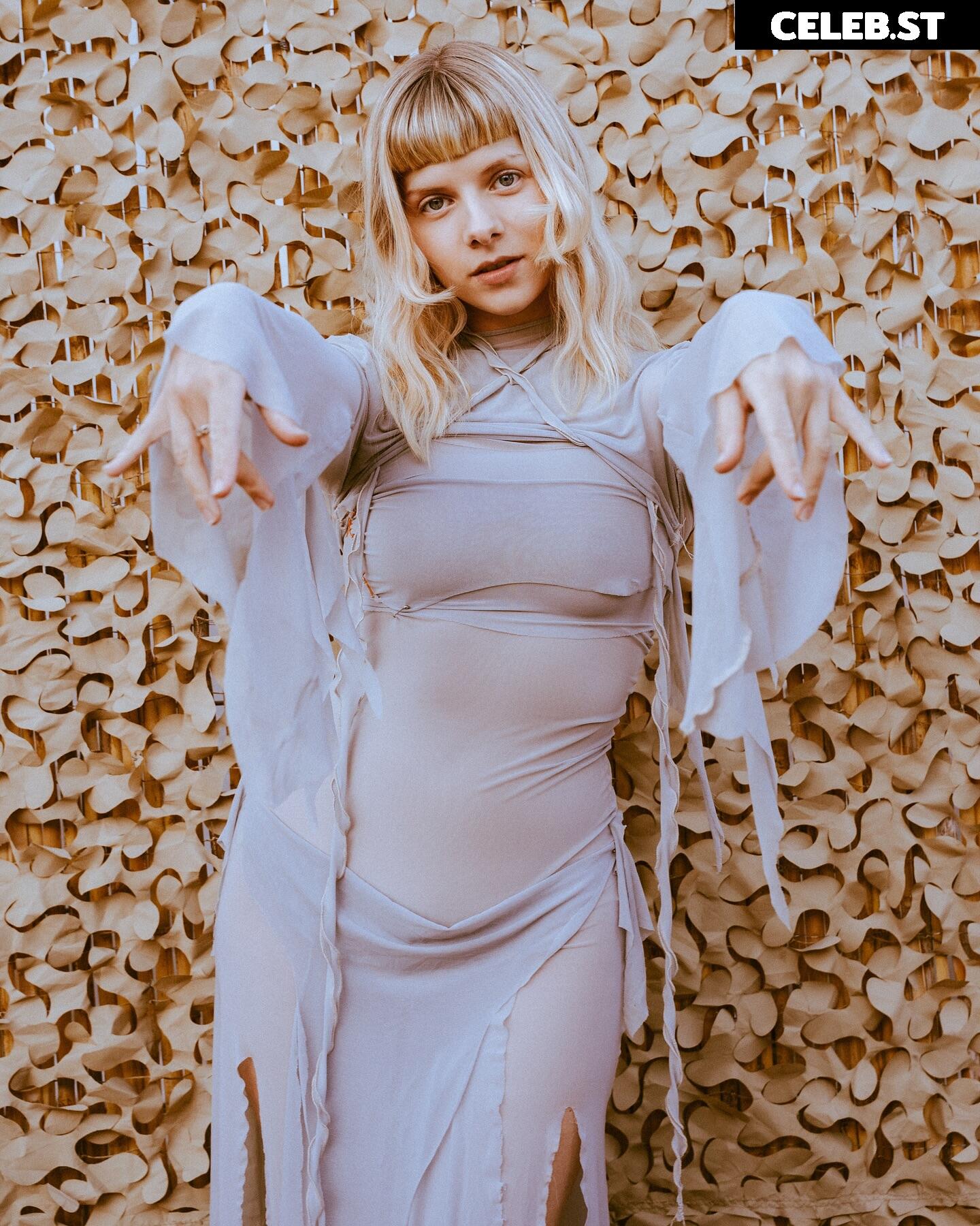 Aurora Aksnes (singer) Image 10623150