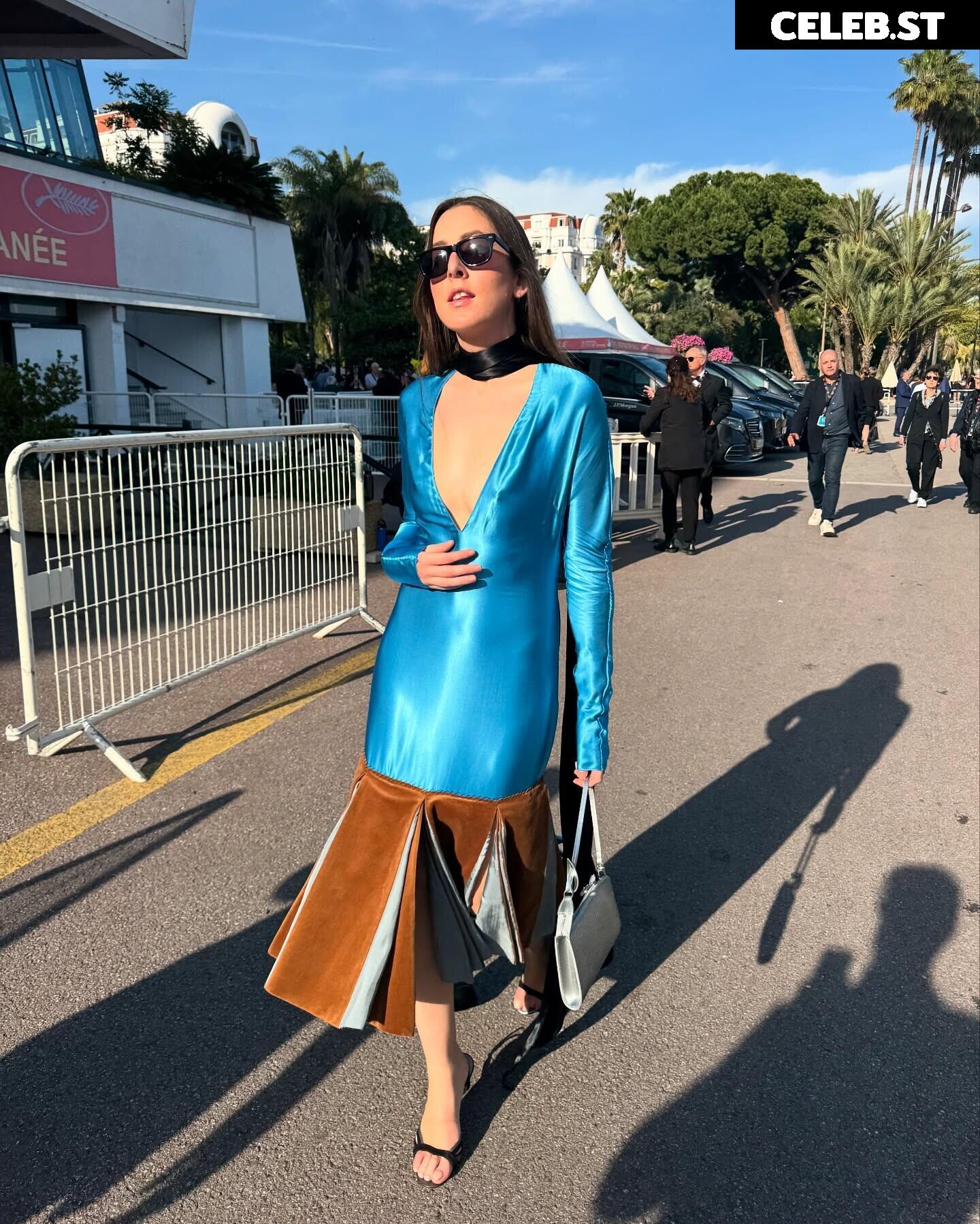 Haim Sisters Image 10623376